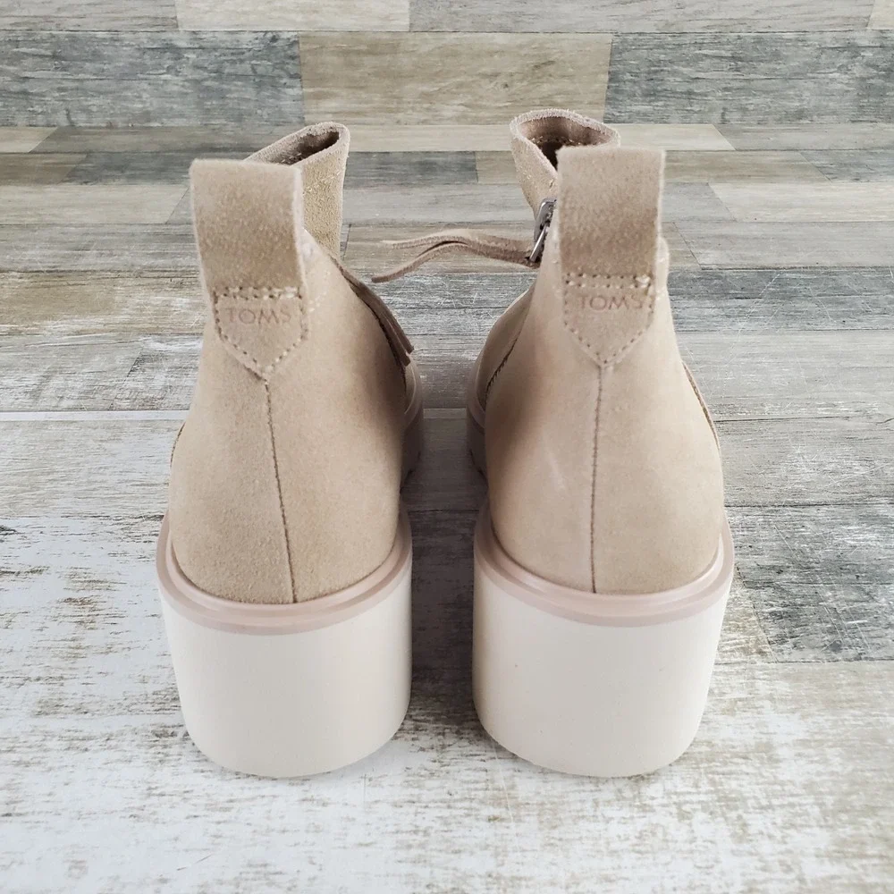 Toms Maude Womens Ankle Boot Sz 8 Oatmeal Suede Wedge Lace-Up Side Zip Round Toe